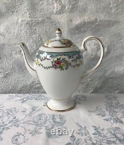 Bone china Chelsea tea set made by Salisbury