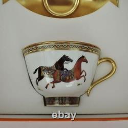 Hermes Cheval d'Orient Tea Cup and Saucer 009916P Gold White Tableware