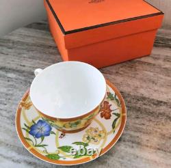 Hermes La Siesta Tea Cup & Saucer Yellow Pre-Owned in Box