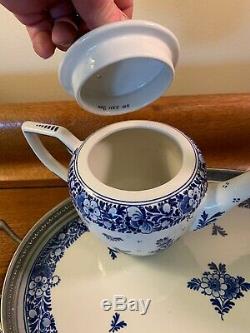 Koninklijke Porceleyne Fles Delft Blue Flow Ware Tea Set & Tray 5 Cups 2 Teapots