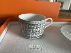 NEW HERMES Porcelain Tea Cup Saucer Mosaique Au 24 Platinum Tableware (1 Set)