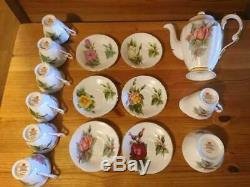 Paragon Tea set set of 6 Cup/Saucer Set of 1 Teapot/Sugar pot/Milk pot NO BOX
