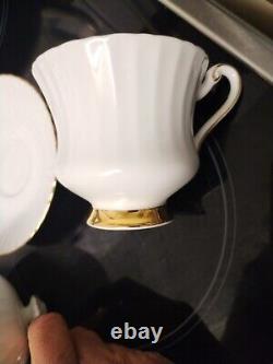 Paragon White & Gold Trim. Pattern 498 Tea Set