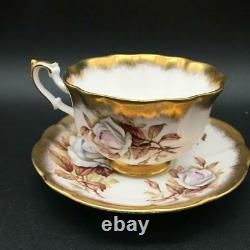 ROYAL ALBERT GOLD CREST SERIES TEA CUP & SAUCER SET With WHITE CABBAGE ROSES CS127