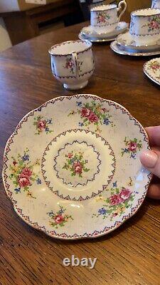 Royal Albert Bone China Vintage Petit Point 8 Person Tea Set Plates Cups