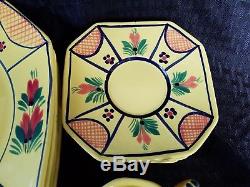 Set 4 HB HENRIOT QUIMPER FRANCE Yellow Soleil DINNER PLATES With 4 TEA CUP SAUCERS