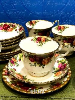 Vintage Royal Albert Old Country Roses 18 Piece Tea Set