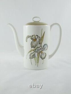 Vintage Susie Cooper Wedgwood 15pc Iris Coffee Tea Set Pot Cup Saucer Duo C2087