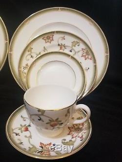 Wedgwood Oberon 20Pc Dinnerware China Plate Teacup Luncheon Set Service for 4